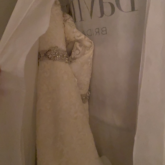 • Mori Lee wedding dress New - Picture 12 of 14